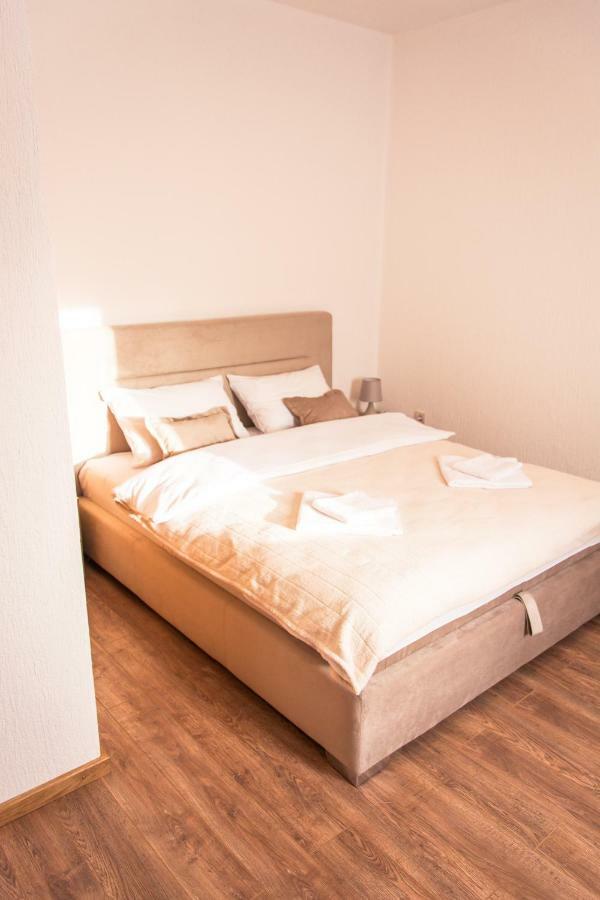 Apartmani Stari Gaj جابلياك المظهر الخارجي الصورة